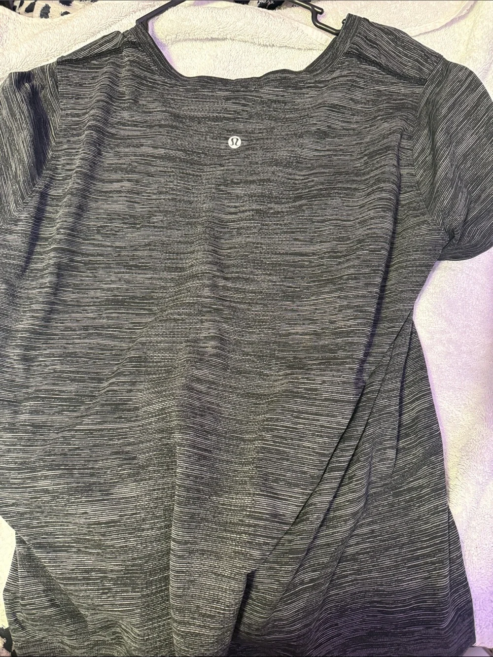 lululemon athletica lightweight athletic